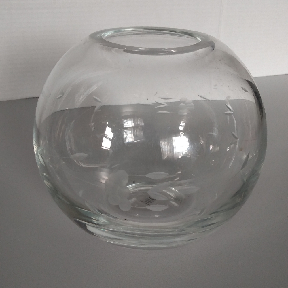 Princess House Etched Clear Glass Ball Vase
